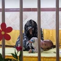 ترجمه مقاله رابطه ی دلبستگی بین کودکان و مادران زندانی